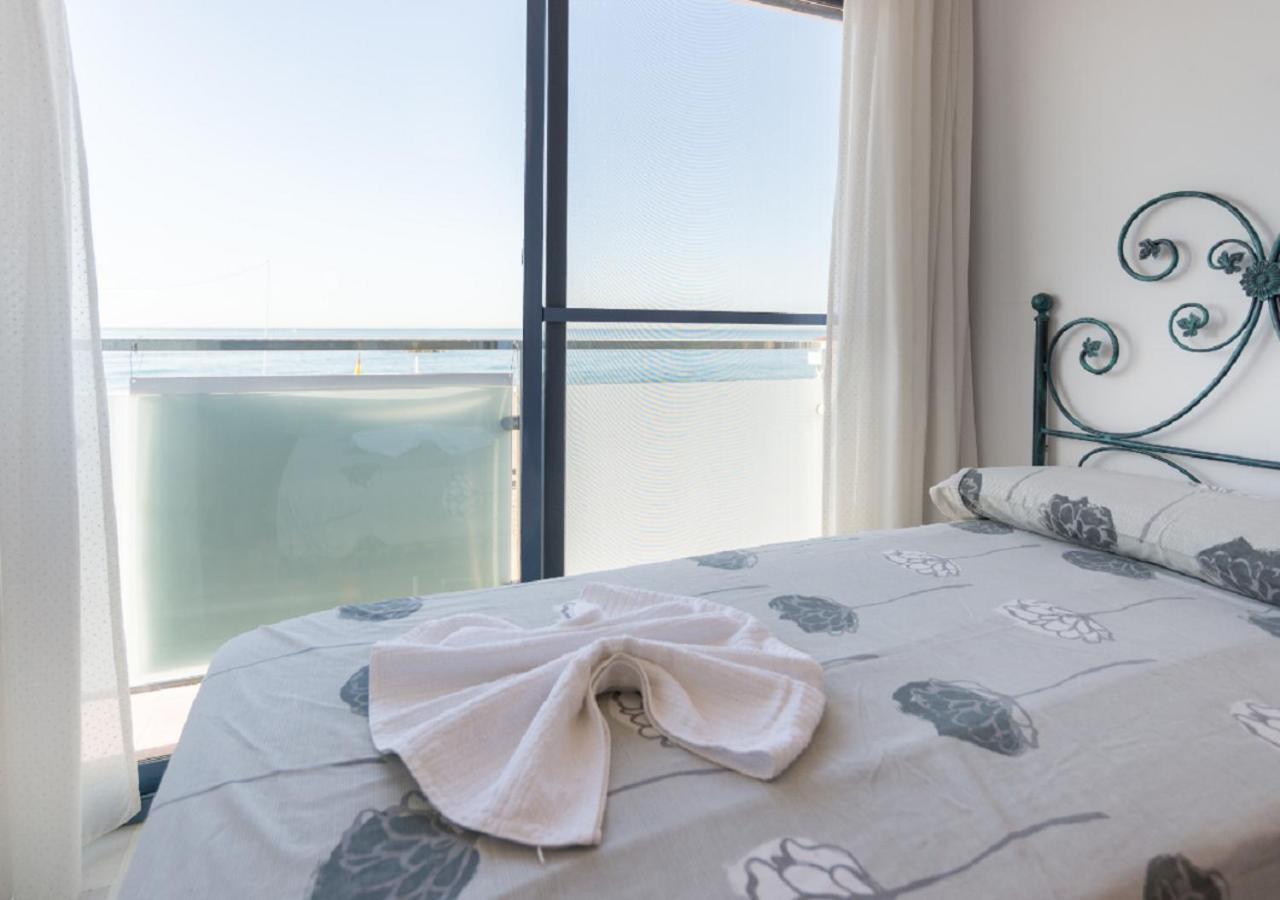 Apartamentos Varadero Sea View La Cala Del Moral Esterno foto